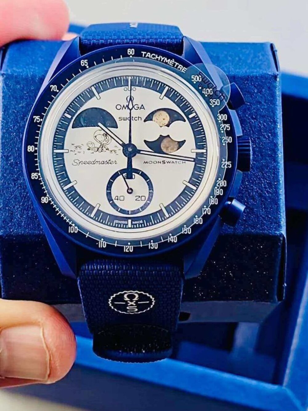 OMEGA x Swatch Mission to Earthphase Moonshine Gold Snoopy Blue